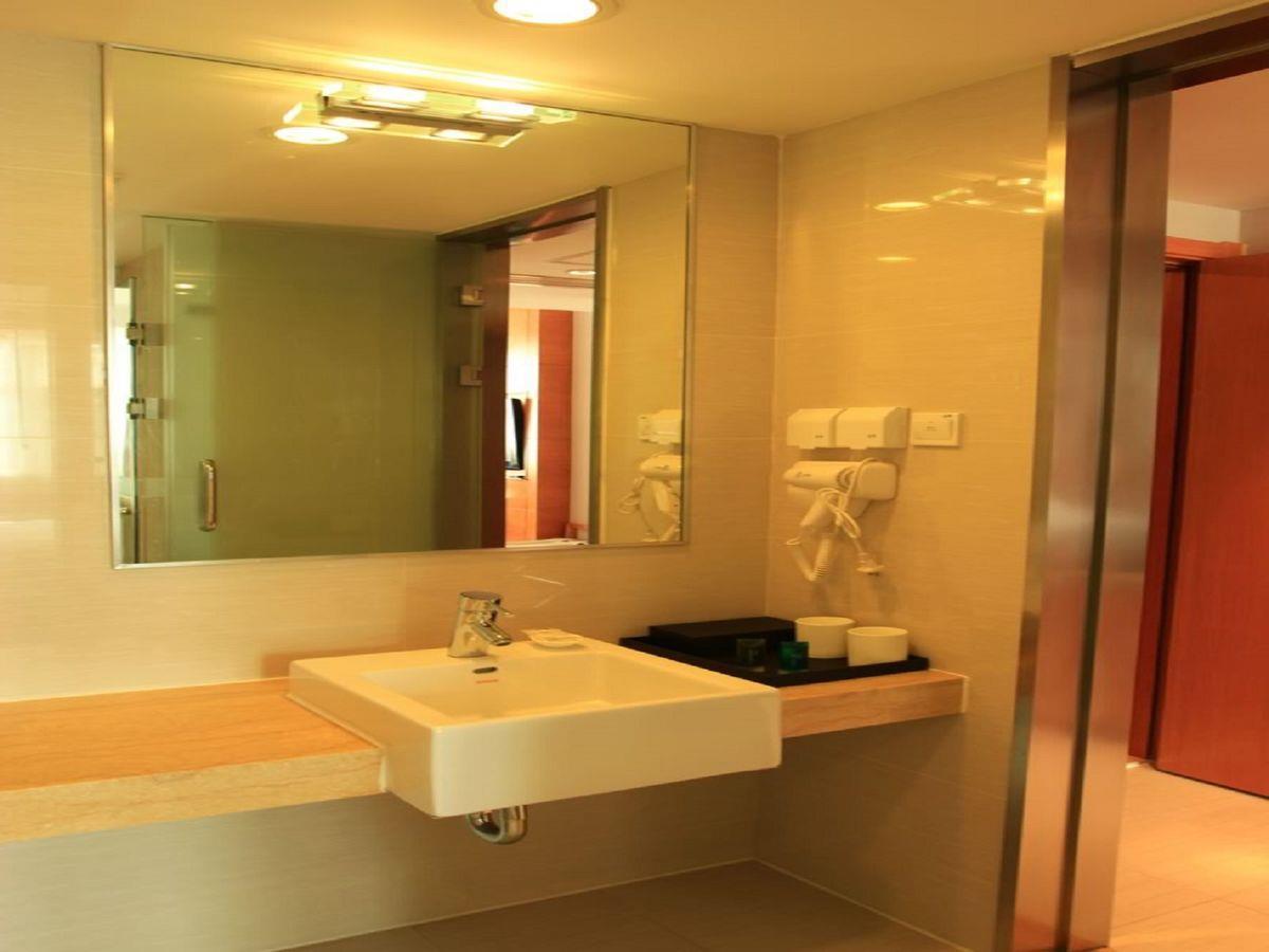 Ji Hotel Shanghai Songjiang Sports Center Екстер'єр фото